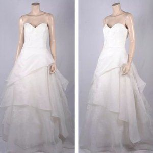 *NEW-NEVER WORN* Nouvelle By Amsale Wedding Gown